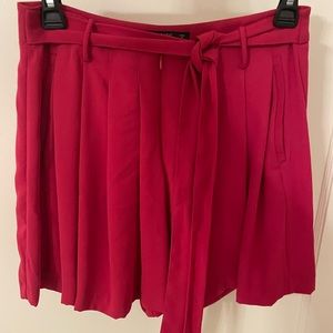Zara Pink Pleated Shorts | Size M